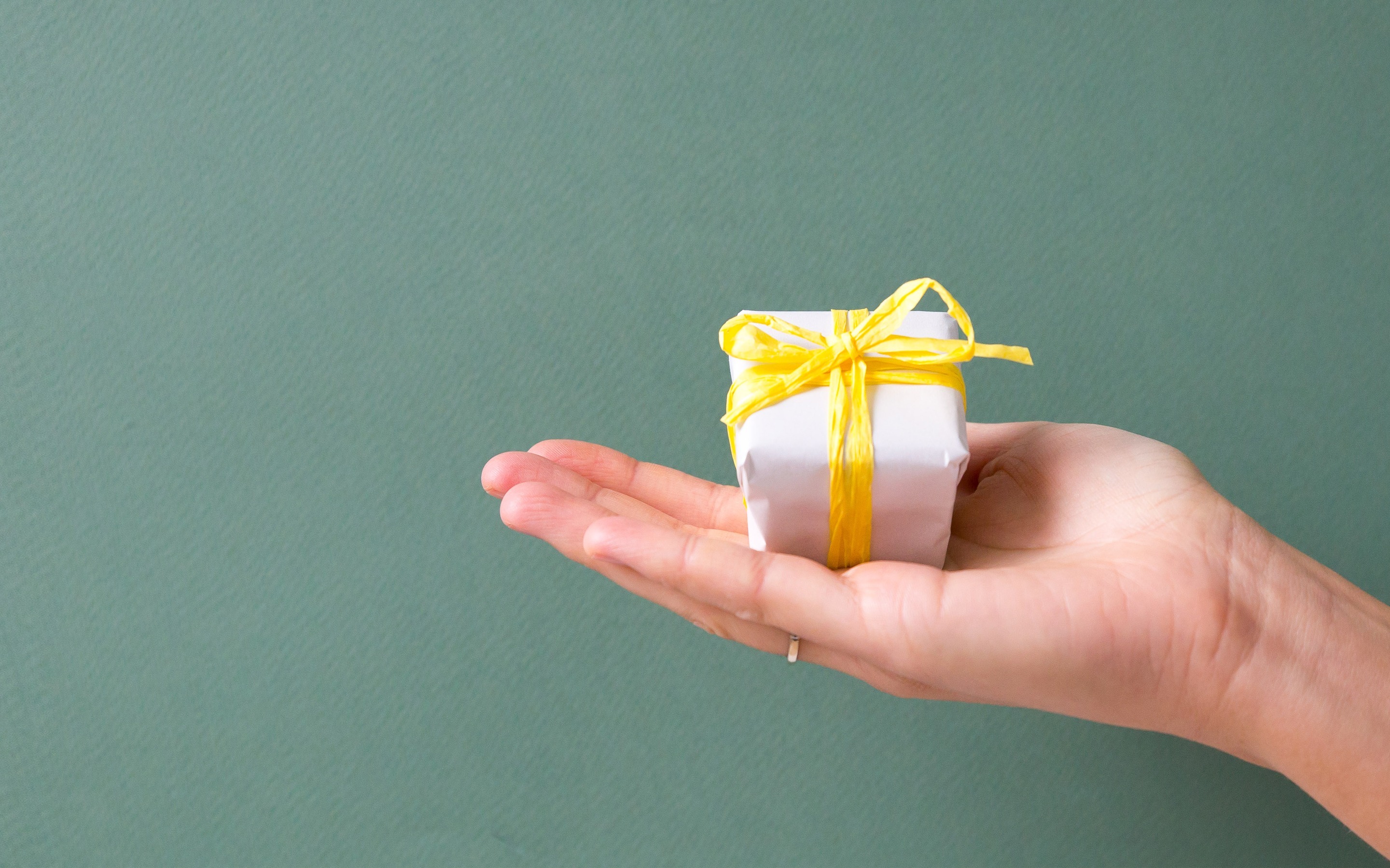 Cadeautje in hand (1)